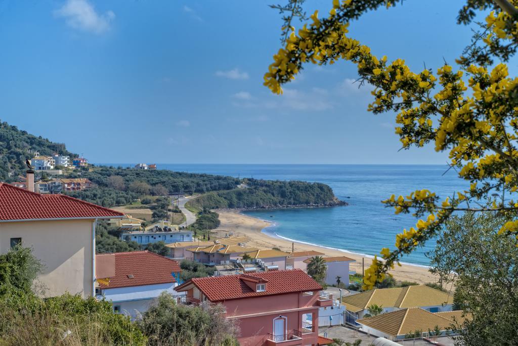 Villa Giovanni Paralia Vrachou Bagian luar foto