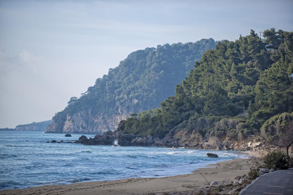 Villa Giovanni Paralia Vrachou Bagian luar foto