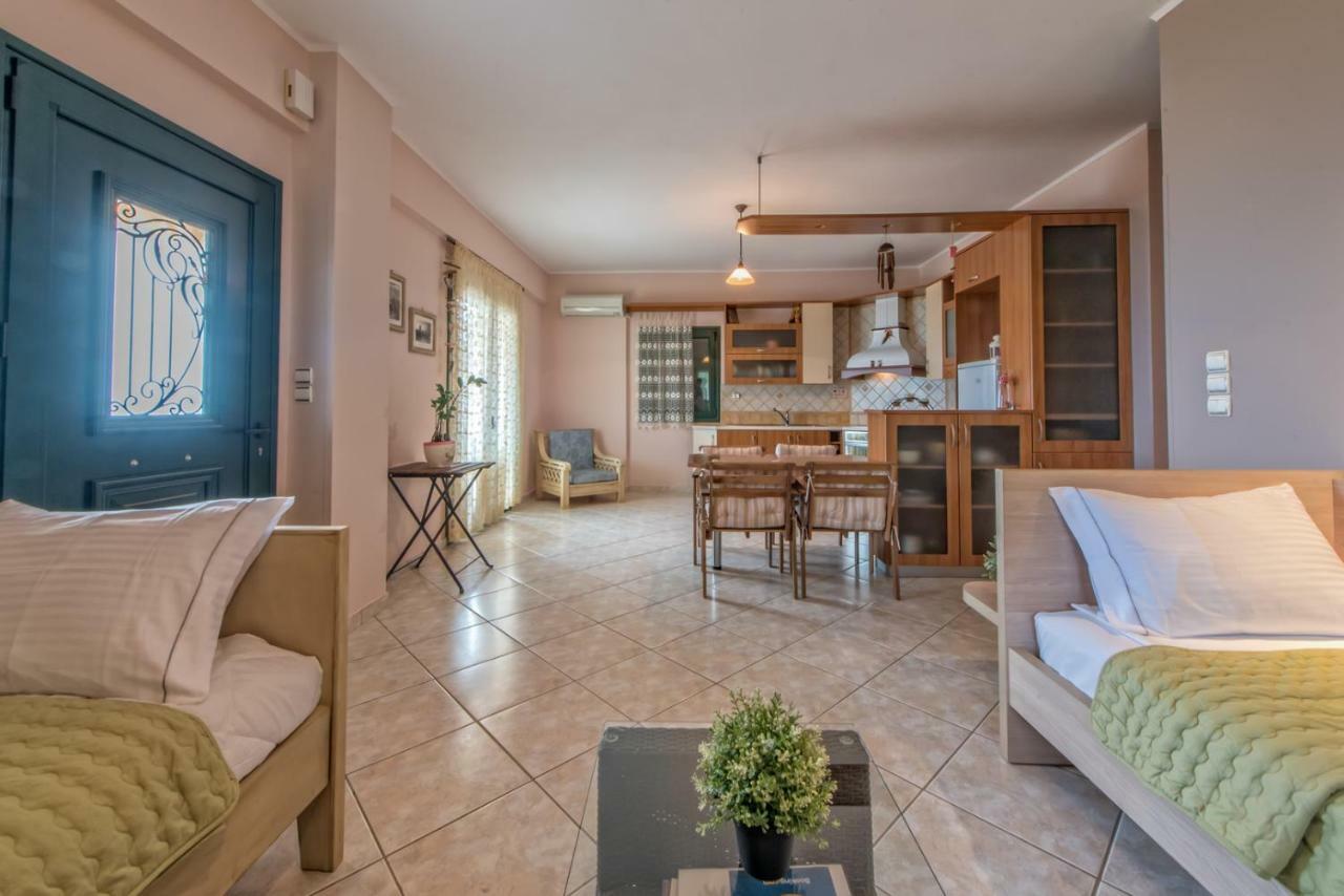 Villa Giovanni Paralia Vrachou Bagian luar foto