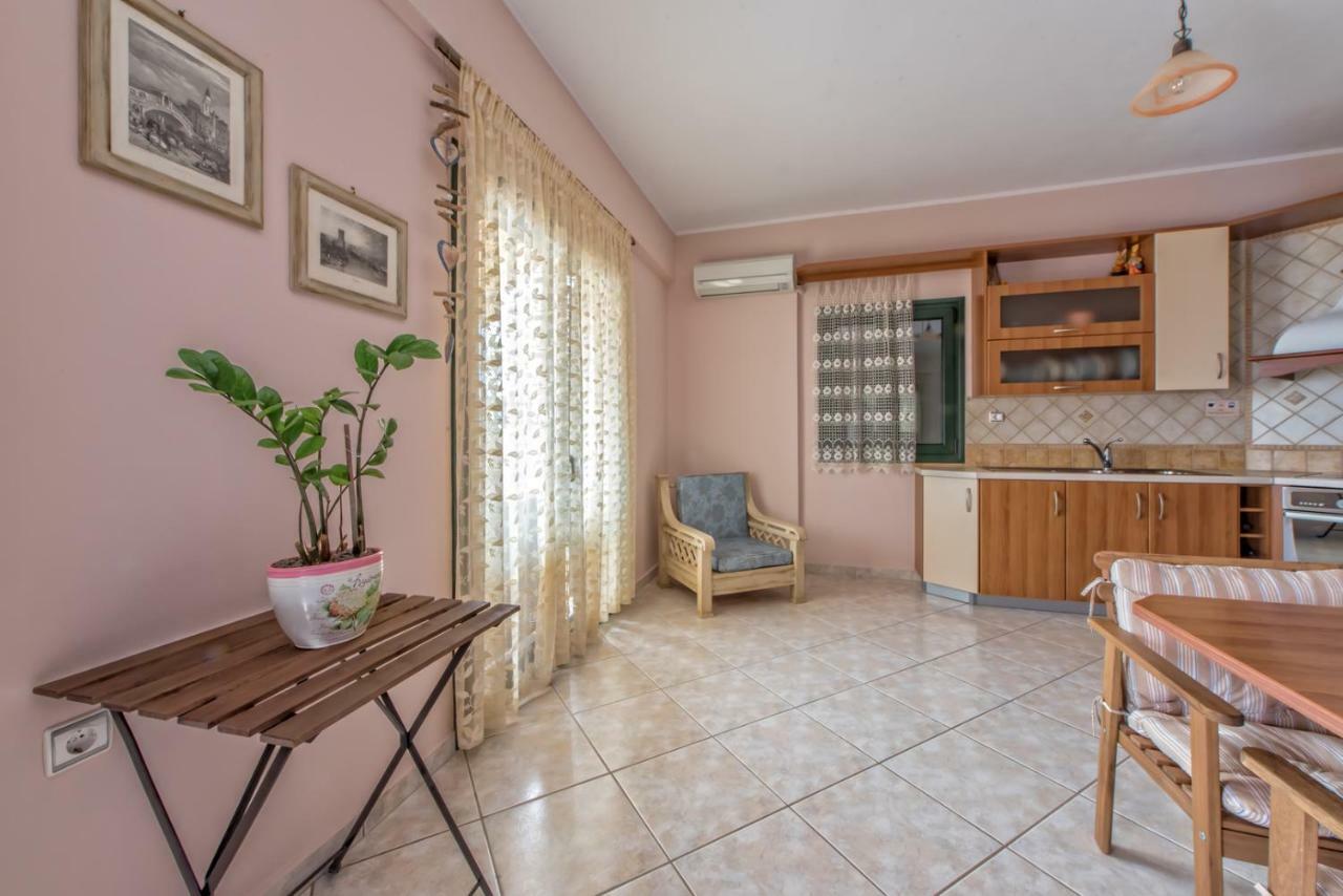 Villa Giovanni Paralia Vrachou Bagian luar foto