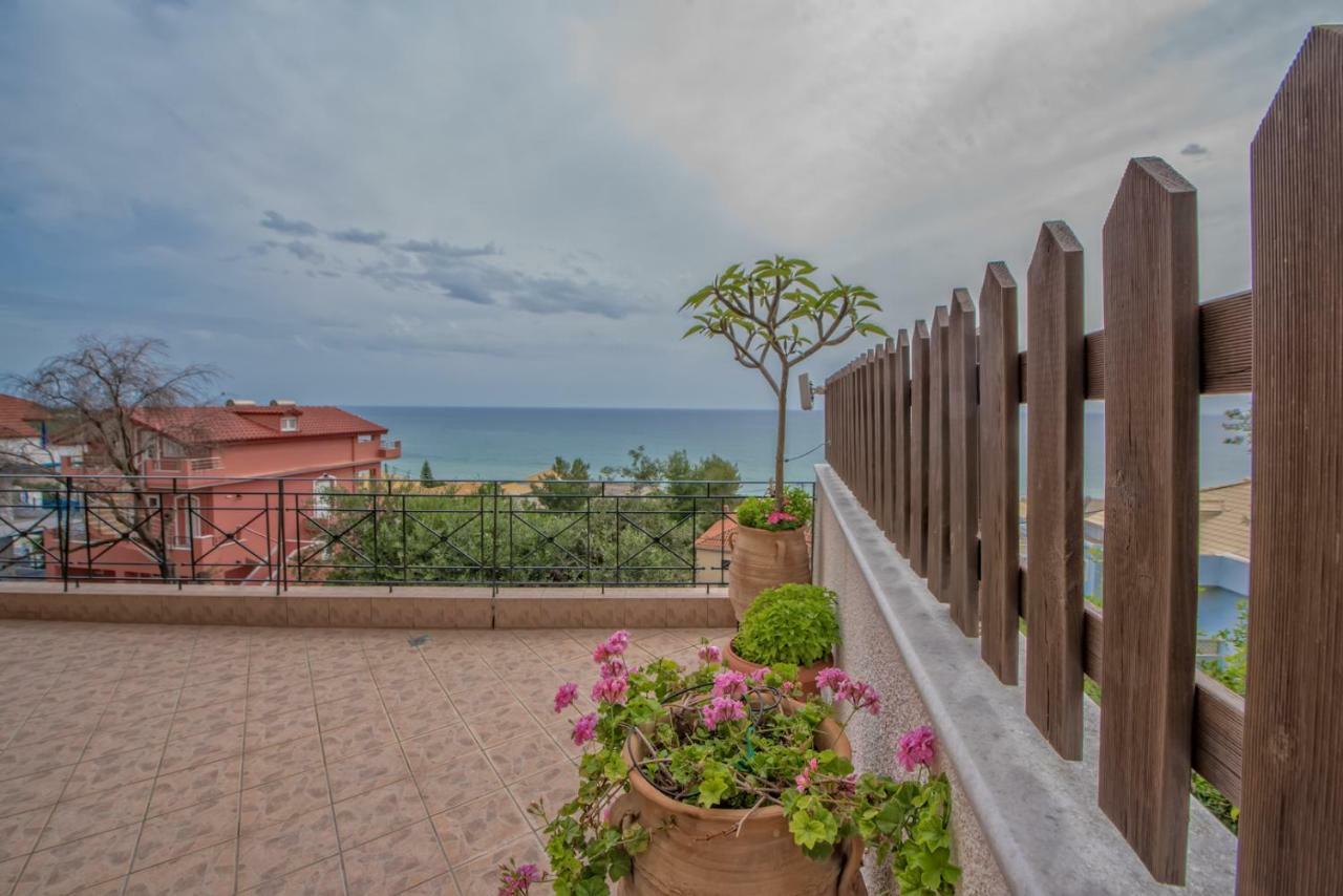 Villa Giovanni Paralia Vrachou Bagian luar foto