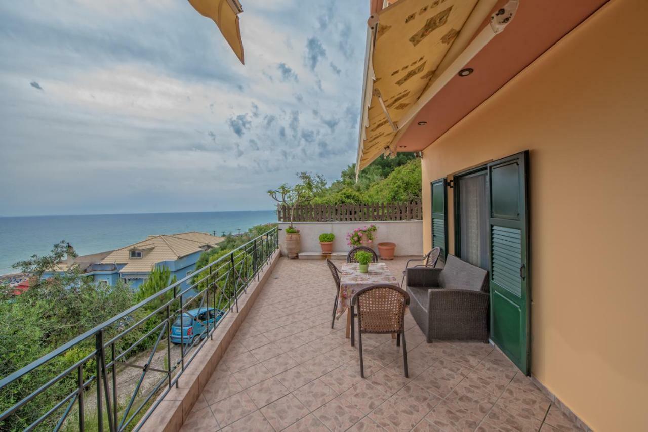 Villa Giovanni Paralia Vrachou Bagian luar foto